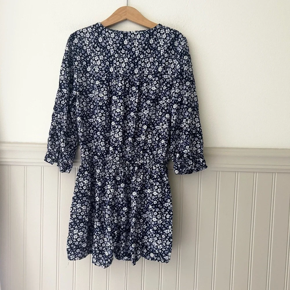 GAP Girls Medium Navy Blue White Floral Button Up Rayon Romper